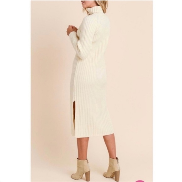 Doe + Rae Turtleneck Sweater Dress Long Sleeves With Side Slits Cream Size Large - Picture 2 of 13